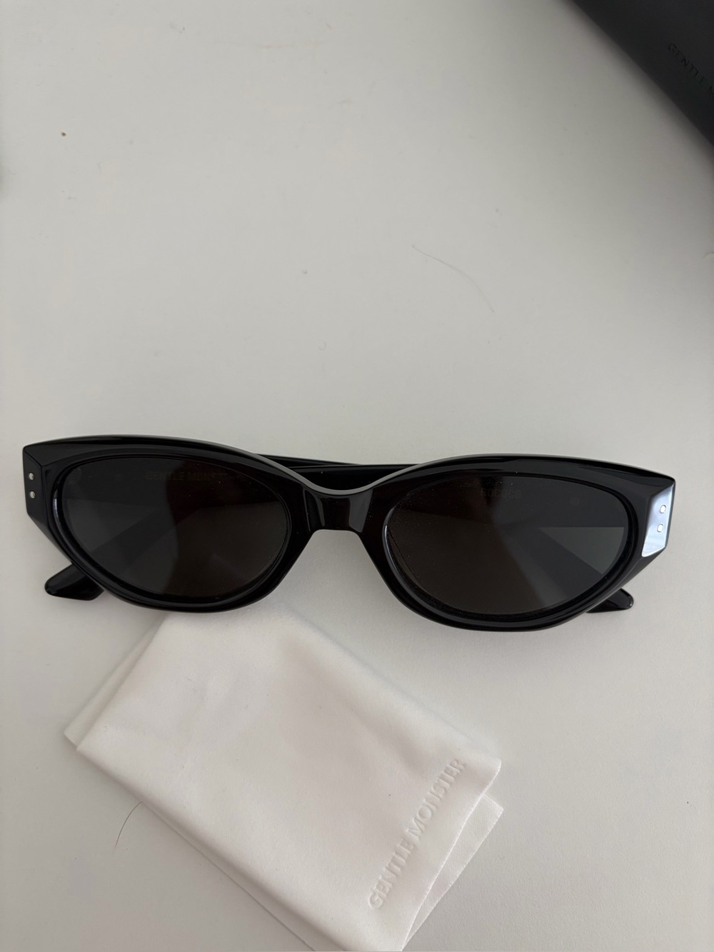 Gentle Monster- Rococo Sunglasses - Picture 1 of 4